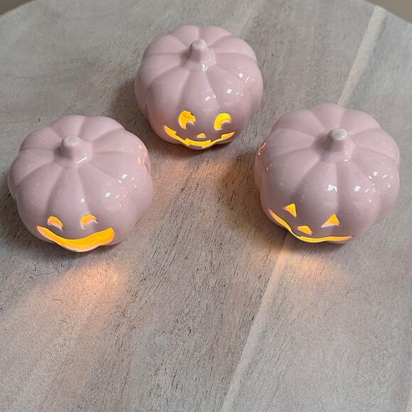 Set Of 3 Martha Stewart Pink Ceramic Led Light Up Jack O Lantern Pumpkins New - Picture 10 of 16